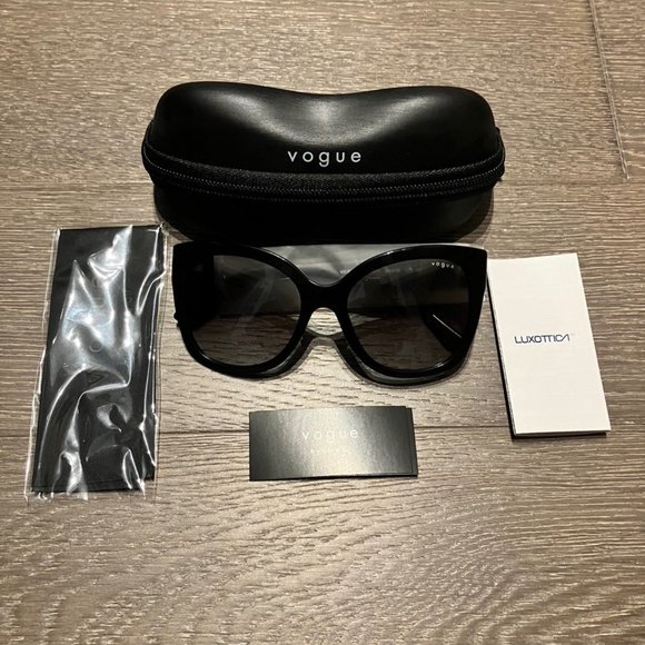 VOGUE sunglasses - NWOT - Picture 6 of 7